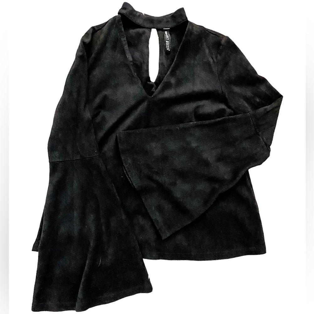 Design Lab Bell Sleeve Blouse